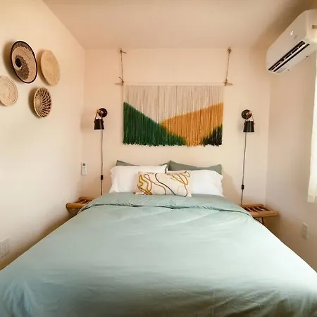 Cryptic Cabin-Tranquil Bohemian Getaway W/Hot Tub Yucca Valley Exterior photo