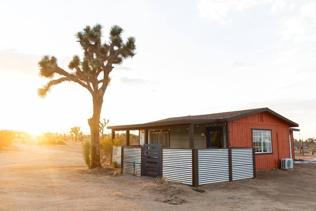 Cryptic Cabin-tranquil Bohemian Getaway W/hot Tub Holiday home Yucca Valley
