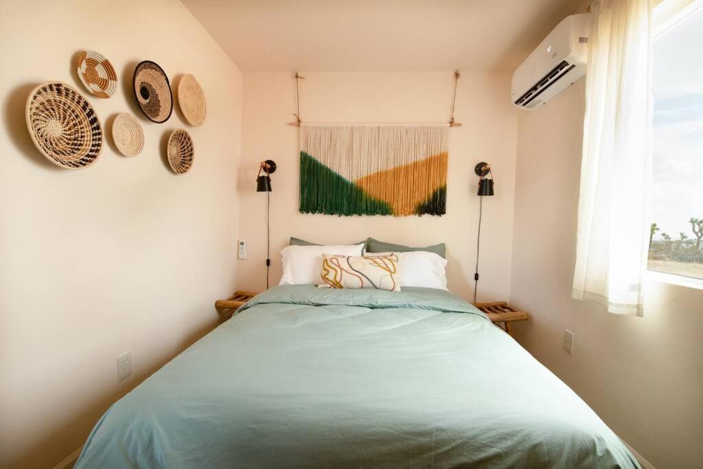 Cryptic Cabin-tranquil Bohemian Getaway W/hot Tub Holiday home *